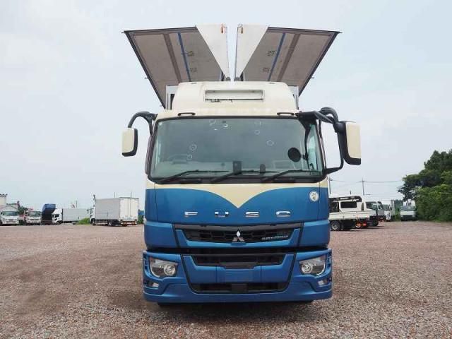 MITSUBISHI FUSOU SUPER GREAT 2018