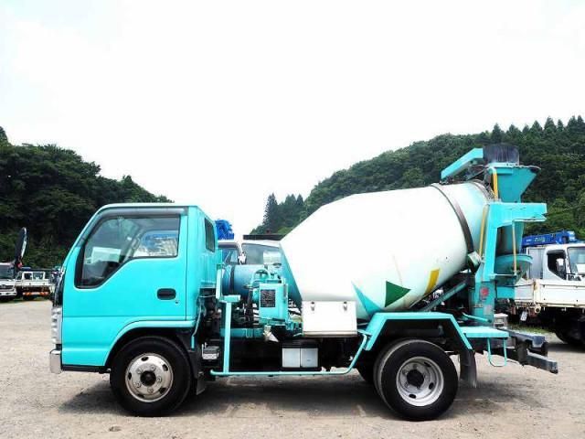 ISUZU ELF 2008