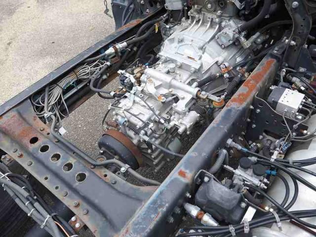 MITSUBISHI FUSOU FIGHTER 2013