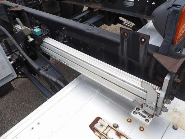 MITSUBISHI FUSOU FIGHTER 2013