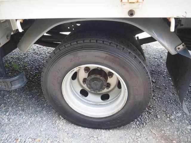 MITSUBISHI FUSOU FIGHTER 2011