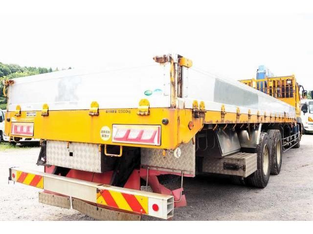 MITSUBISHI FUSOU SUPER GREAT 2014