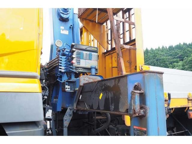 MITSUBISHI FUSOU SUPER GREAT 2014