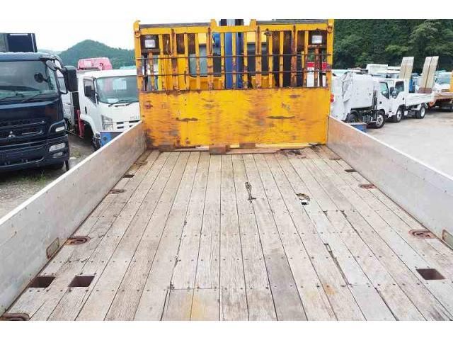 MITSUBISHI FUSOU SUPER GREAT 2014