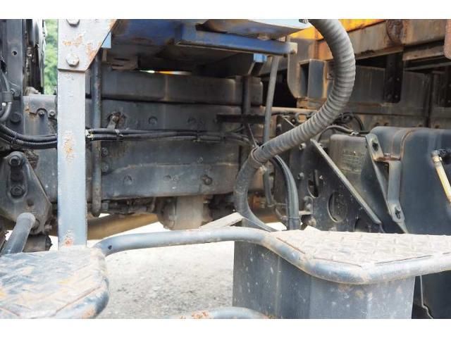 MITSUBISHI FUSOU SUPER GREAT 2014