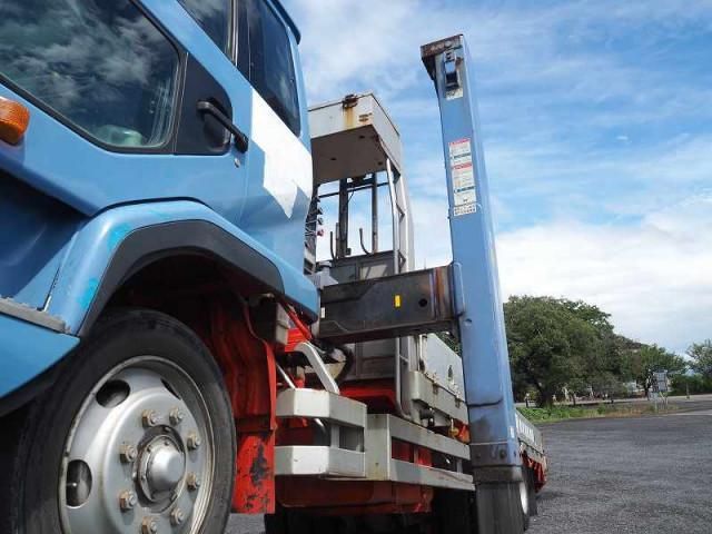 NISSAN DIESEL CONDOR 2005