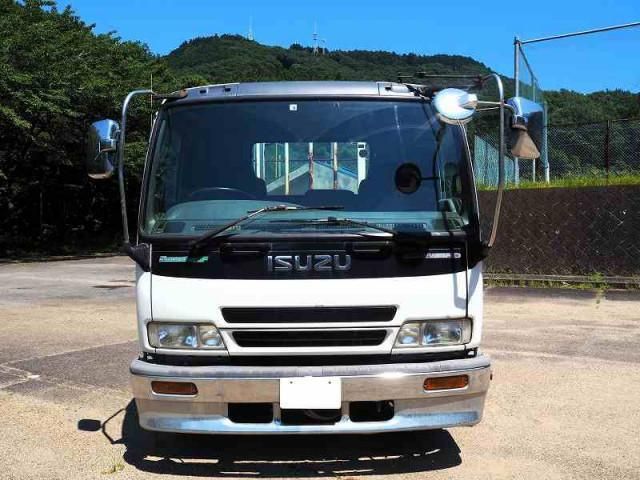 ISUZU FORWARD 2003