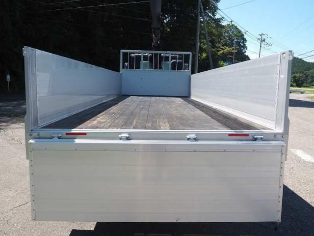 MITSUBISHI FUSOU FIGHTER 2015