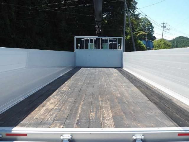 MITSUBISHI FUSOU FIGHTER 2015