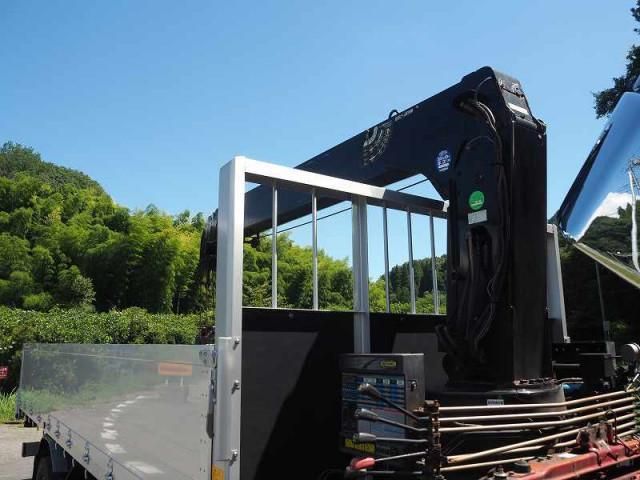 MITSUBISHI FUSOU FIGHTER 2015