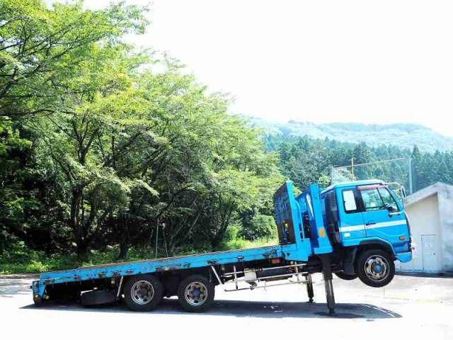 NISSAN DIESEL CONDOR 2010