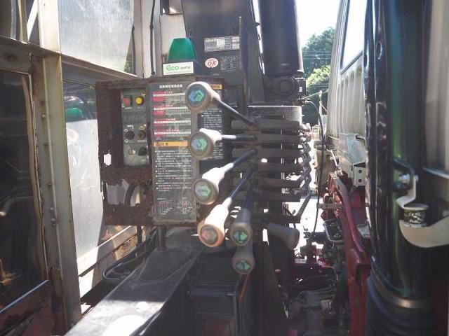 MITSUBISHI FUSOU FIGHTER 2012