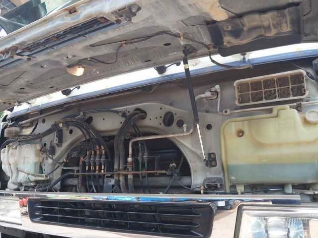 MITSUBISHI FUSOU SUPER GREAT 2001