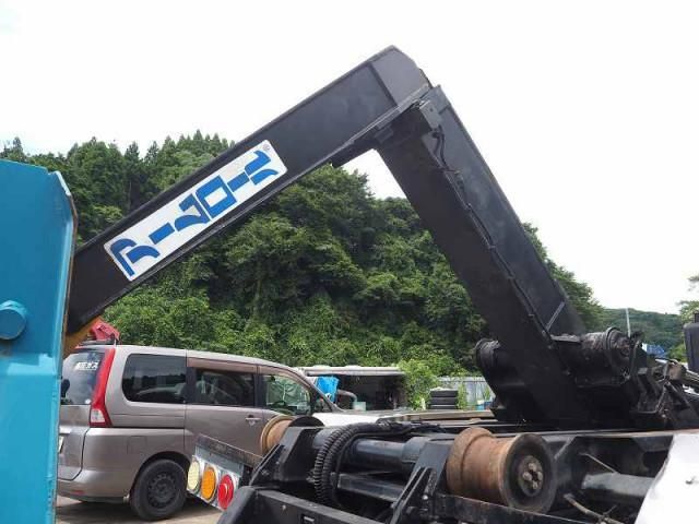 MITSUBISHI FUSOU SUPER GREAT 2001