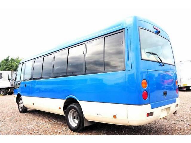 MITSUBISHI ROSA 2009