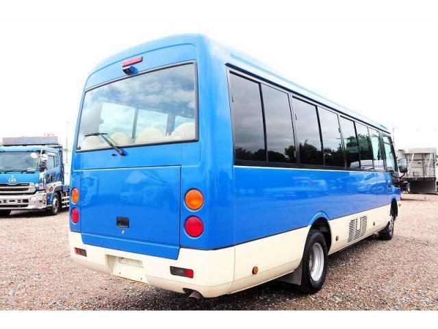 MITSUBISHI ROSA 2009