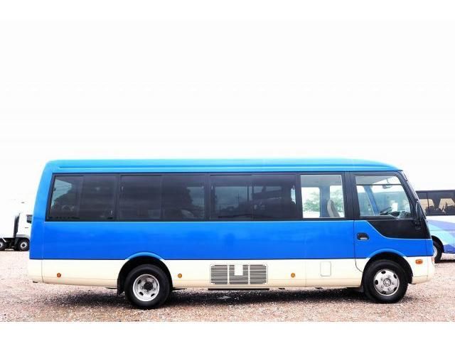 MITSUBISHI ROSA 2009