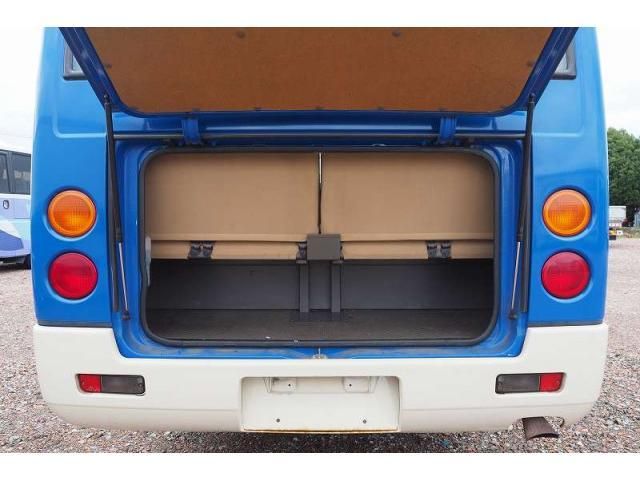 MITSUBISHI ROSA 2009