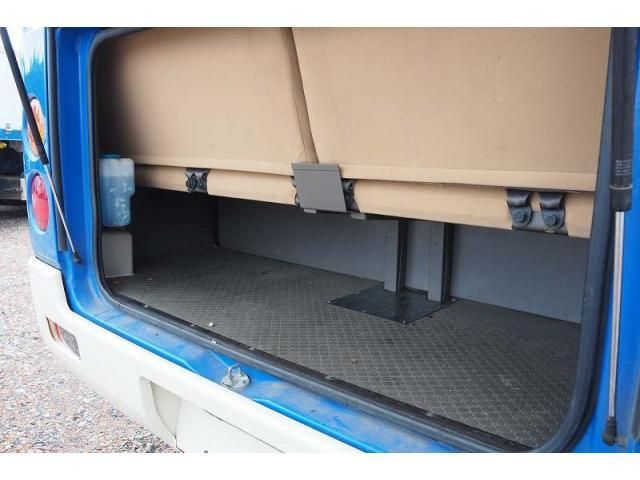 MITSUBISHI ROSA 2009