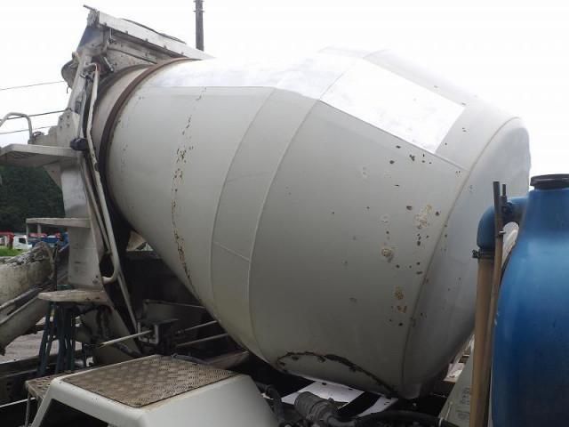 MITSUBISHI FUSOU FIGHTER 2015