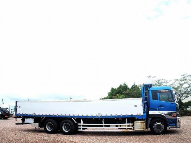 NISSAN DIESEL Quon 2013