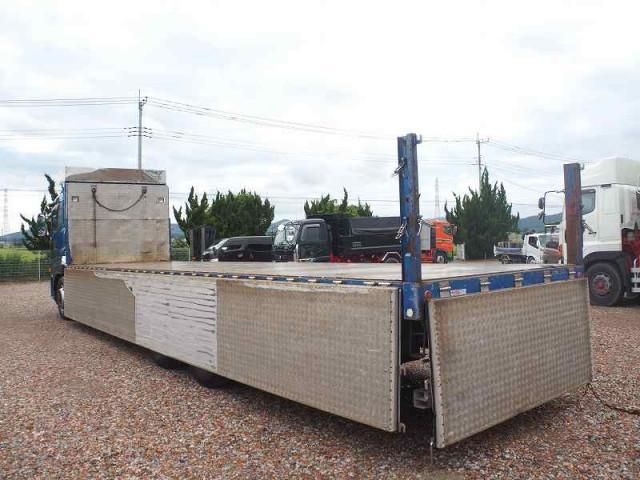 NISSAN DIESEL Quon 2013