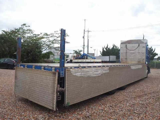 NISSAN DIESEL Quon 2013