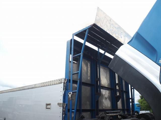 NISSAN DIESEL Quon 2013