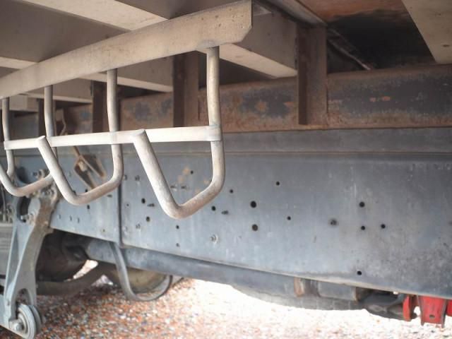 NISSAN DIESEL Quon 2013