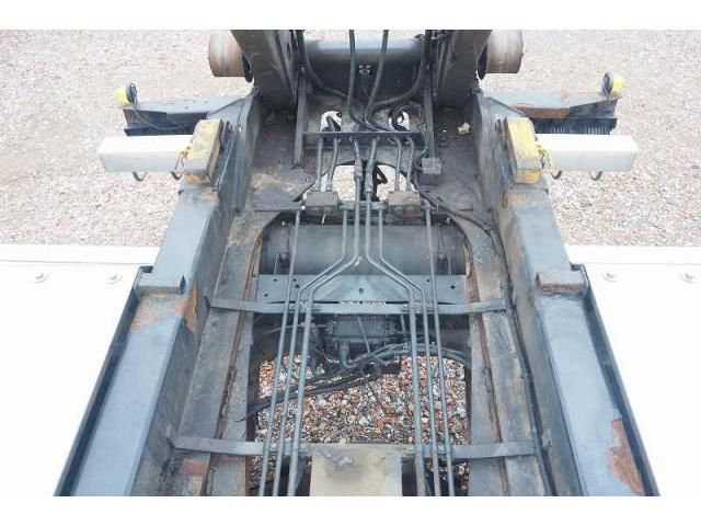 NISSAN DIESEL Quon 2013