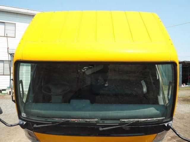 MITSUBISHI CANTER 2003