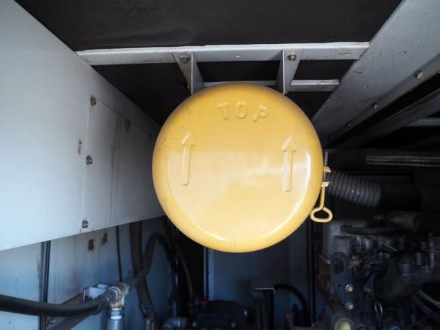 MITSUBISHI CANTER 2003