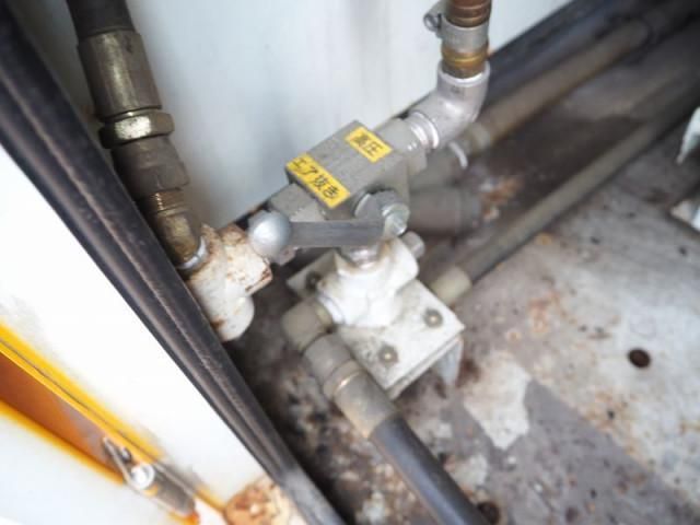 MITSUBISHI CANTER 2003