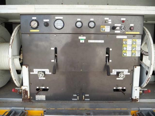 MITSUBISHI CANTER 2003