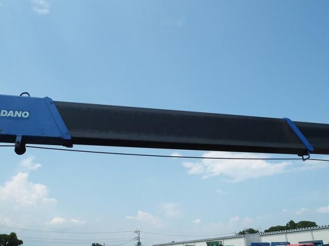 MITSUBISHI FUSOU FIGHTER 2008