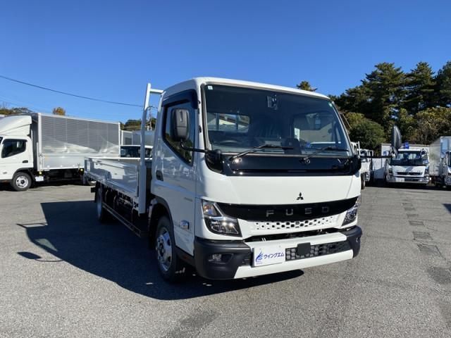 MITSUBISHI CANTER 2024