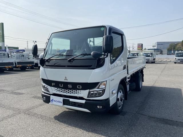 MITSUBISHI CANTER 2025