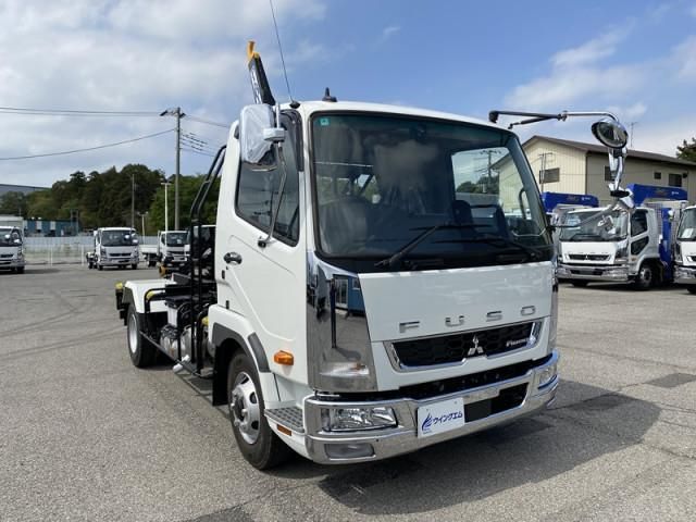 MITSUBISHI FUSOU FIGHTER 2025