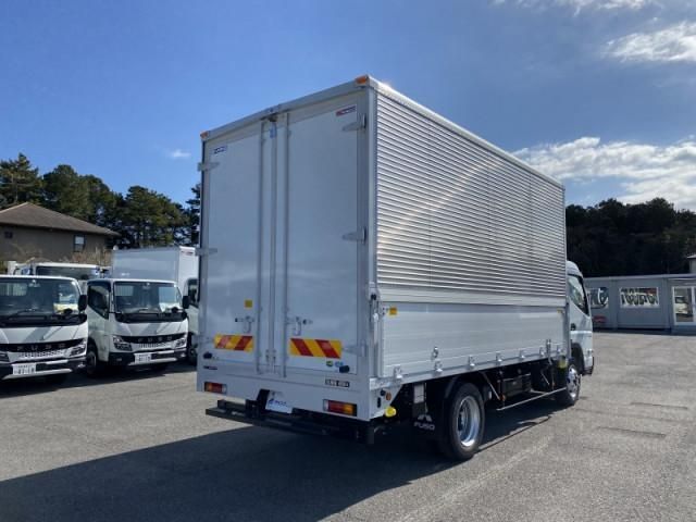 MITSUBISHI CANTER 2024