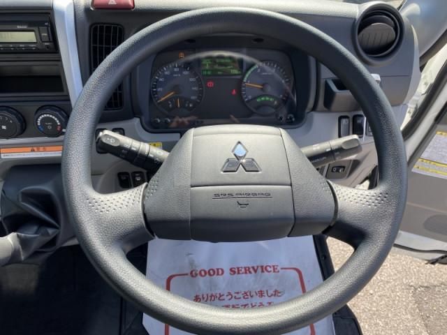 MITSUBISHI CANTER 2024