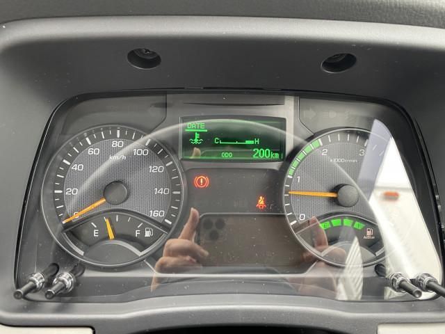 MITSUBISHI CANTER 2024