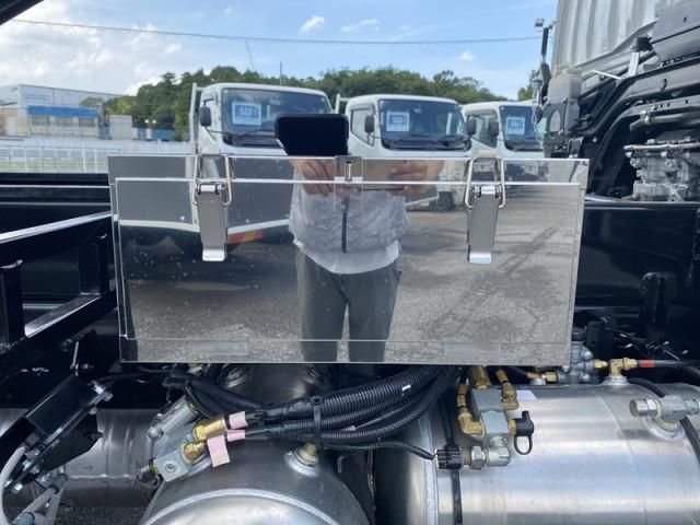 MITSUBISHI FUSOU FIGHTER 2024