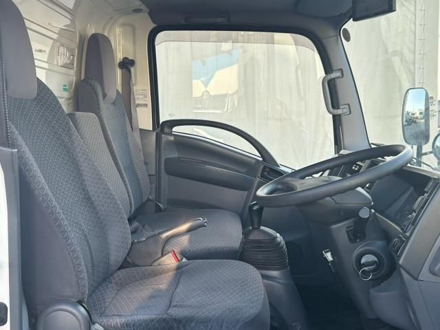 ISUZU ELF 2019