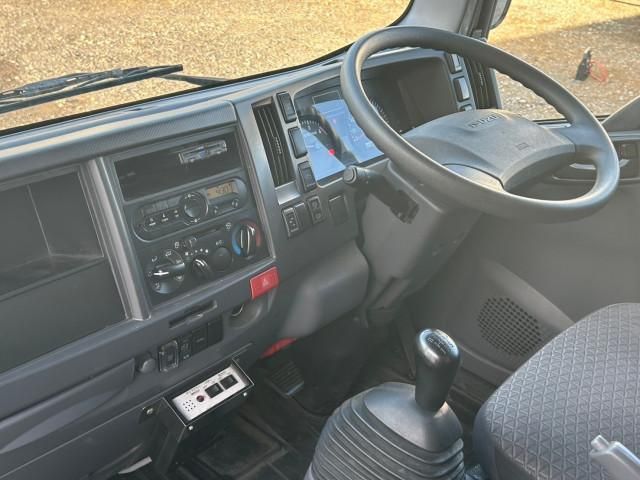 ISUZU ELF 2019