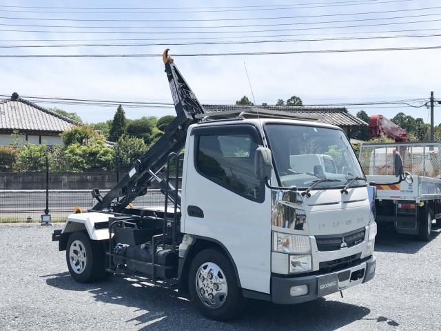 MITSUBISHI CANTER 2019