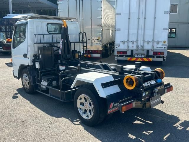 MITSUBISHI CANTER 2019