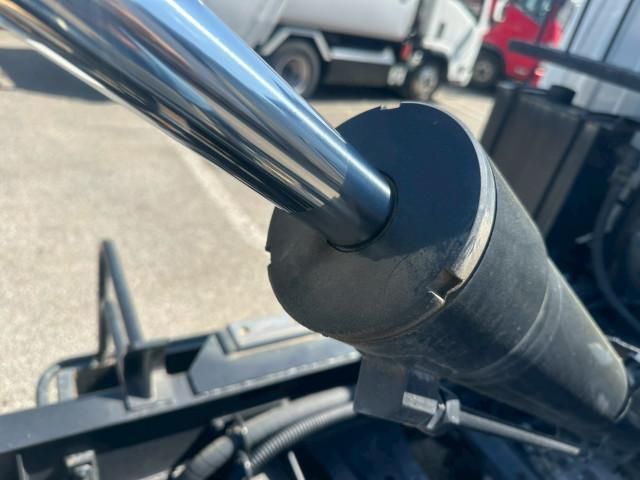 MITSUBISHI CANTER 2019