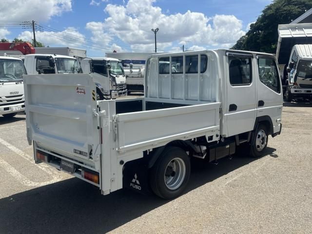 MITSUBISHI CANTER 2025