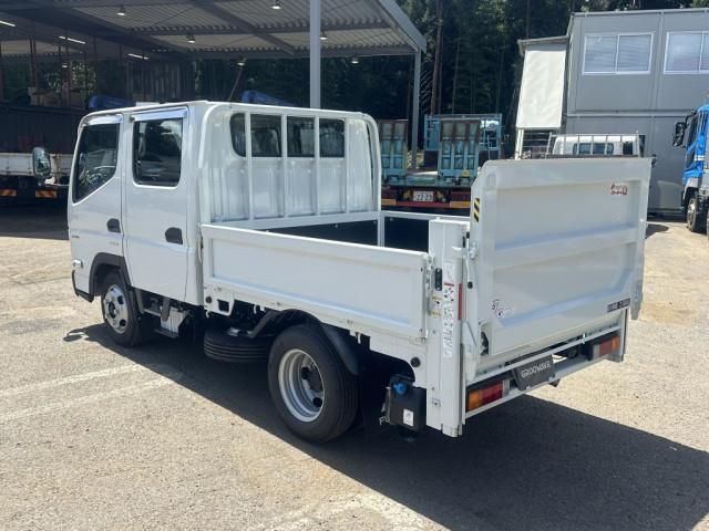 MITSUBISHI CANTER 2025