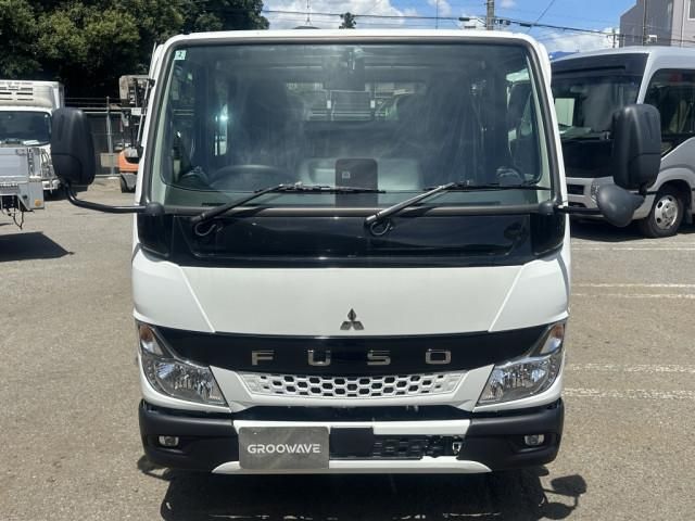 MITSUBISHI CANTER 2025